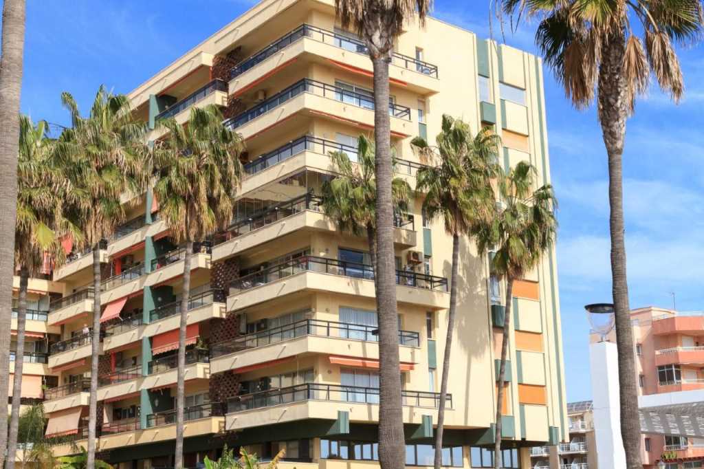 Luxusní plážový Apartmán La Carihuela/Torremolinos nedaleko Puerta Marina v Benalmádeně
