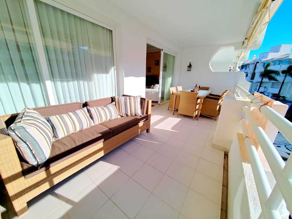 Appartement te koop in Puerto Marina, Benalmádena