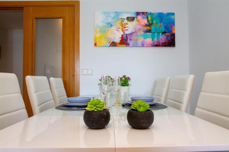 Fantastic apartment for rent for 8 people in the heart of La Carihuela - Torremolinos