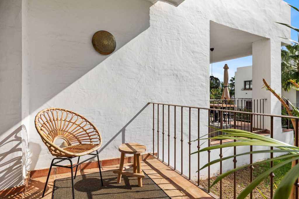 Ground Floor Apartment for sale in Mijas Golf, Andalucia
